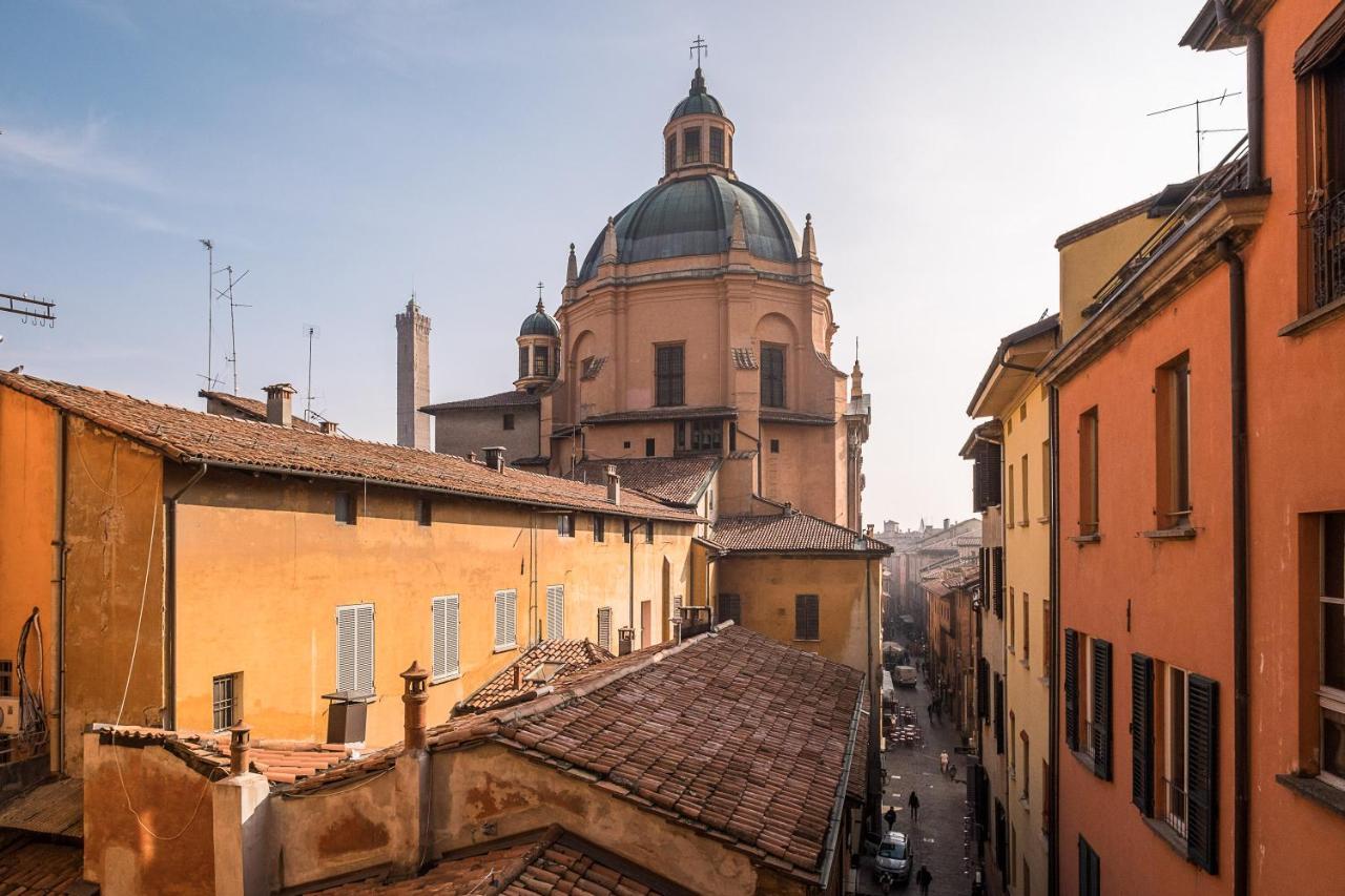 Urbanicooh Asinelli - Balcony On Piazza Maggiore โบโลญญา ภายนอก รูปภาพ