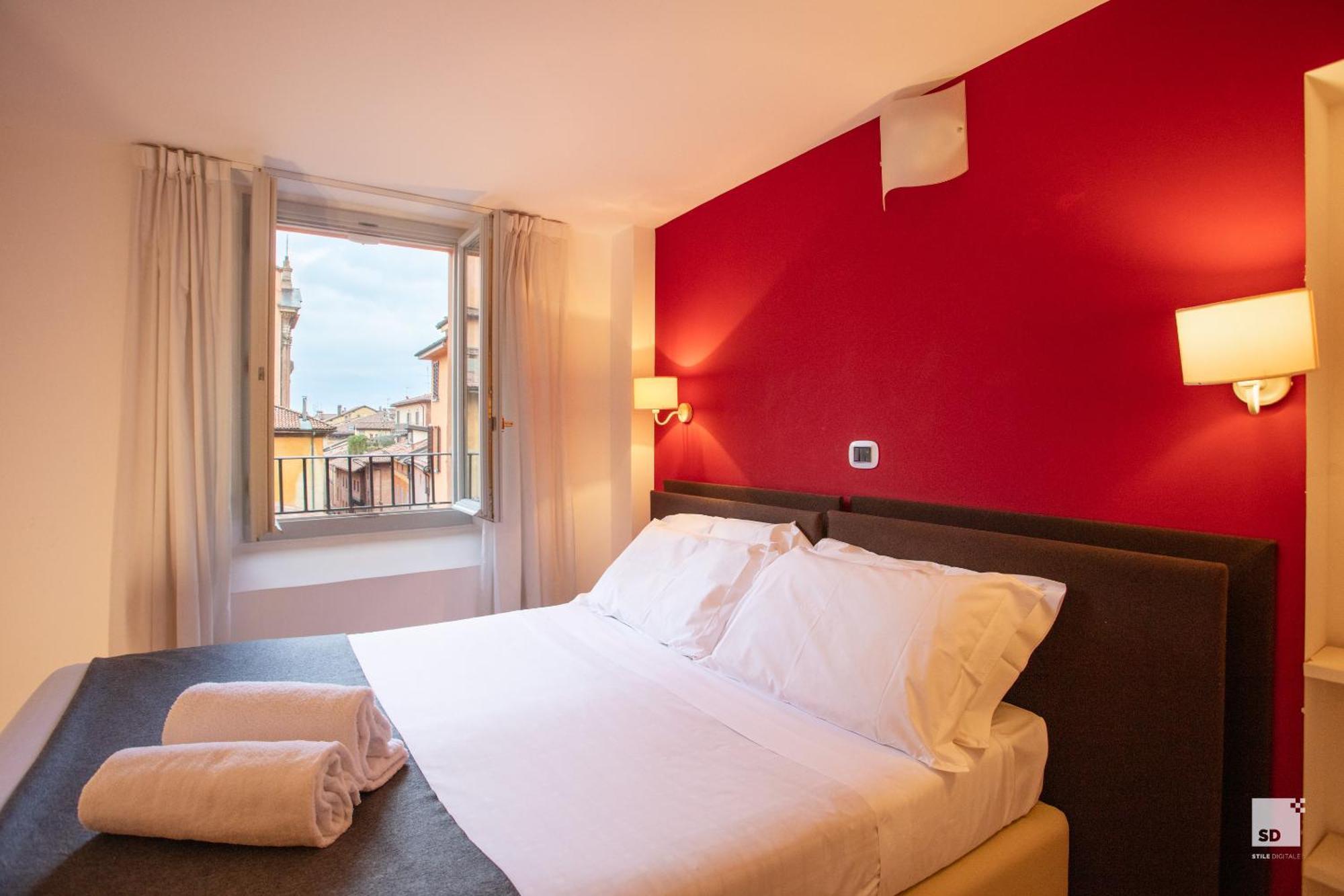 Urbanicooh Asinelli - Balcony On Piazza Maggiore โบโลญญา ภายนอก รูปภาพ